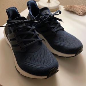 Adidas Ultraboost 22 Men’s Size 8